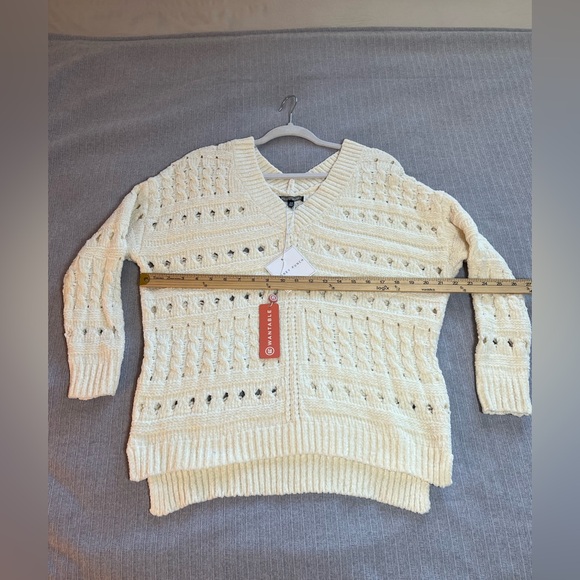 Honey Punch Ivory‎ V-Neck  woman Sweater Size XS - Picture 5 of 9